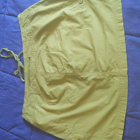 Green Lane Bryant Cargo Skort - Picture 10 of 11